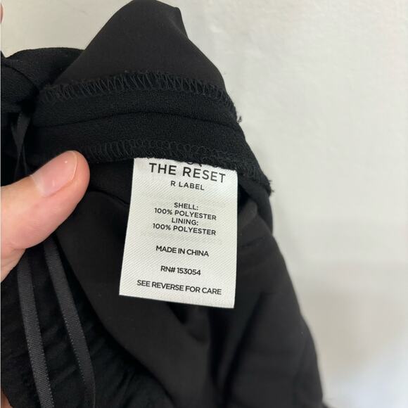 The Reset R Label The Modern Jogger in Black - Size S - Picture 7 of 8